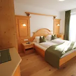 Ticklhof Am 3*