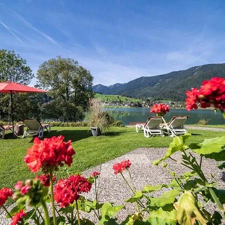 ゲストハウス Ticklhof Am ティールゼー