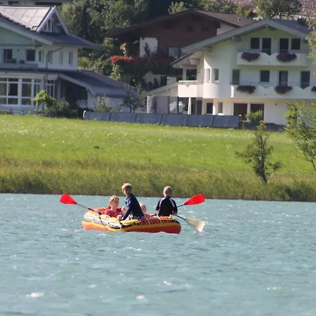 Guest house Ticklhof Am See Thiersee