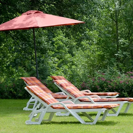 Ticklhof Am See Guest house 3*