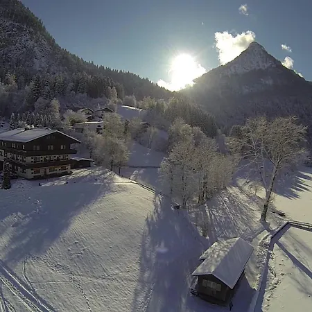 Guest house Ticklhof Am See Thiersee
